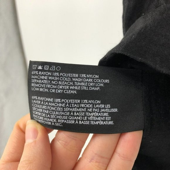 Club Monaco crepe black pleated scoop neck short sleeve blouse XS - Picture 7 of 12